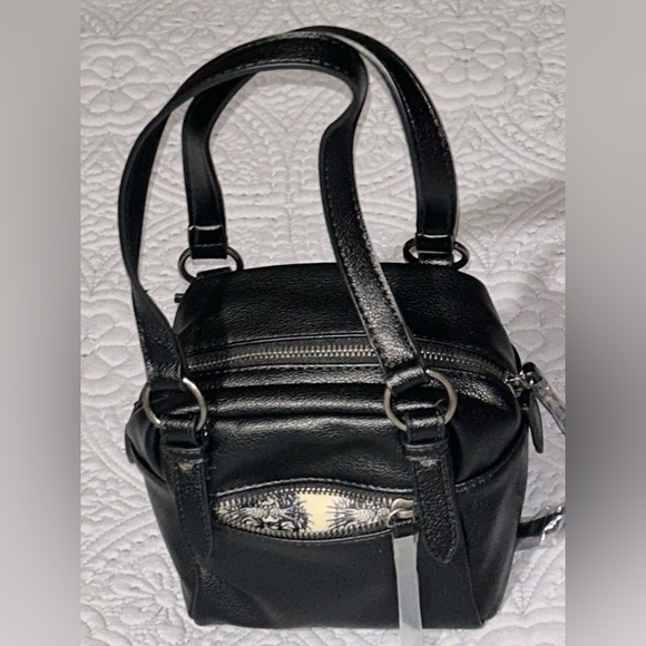 Ed Hardy Black and Red Heart Mini Bag - Picture 4 of 13